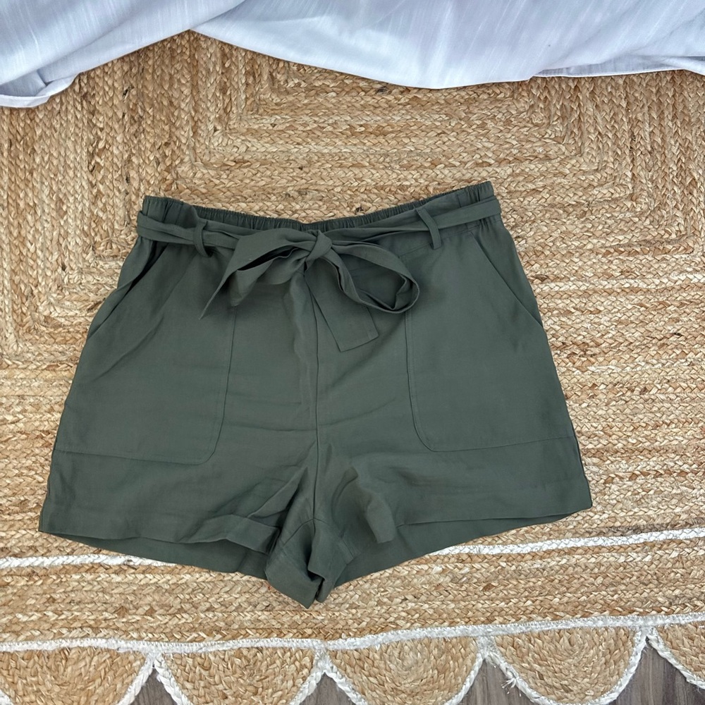 a new day High Waist Green Shorts